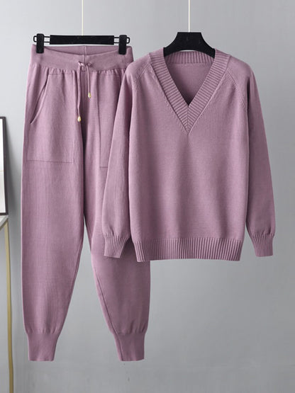Elegantly Designed Pullover