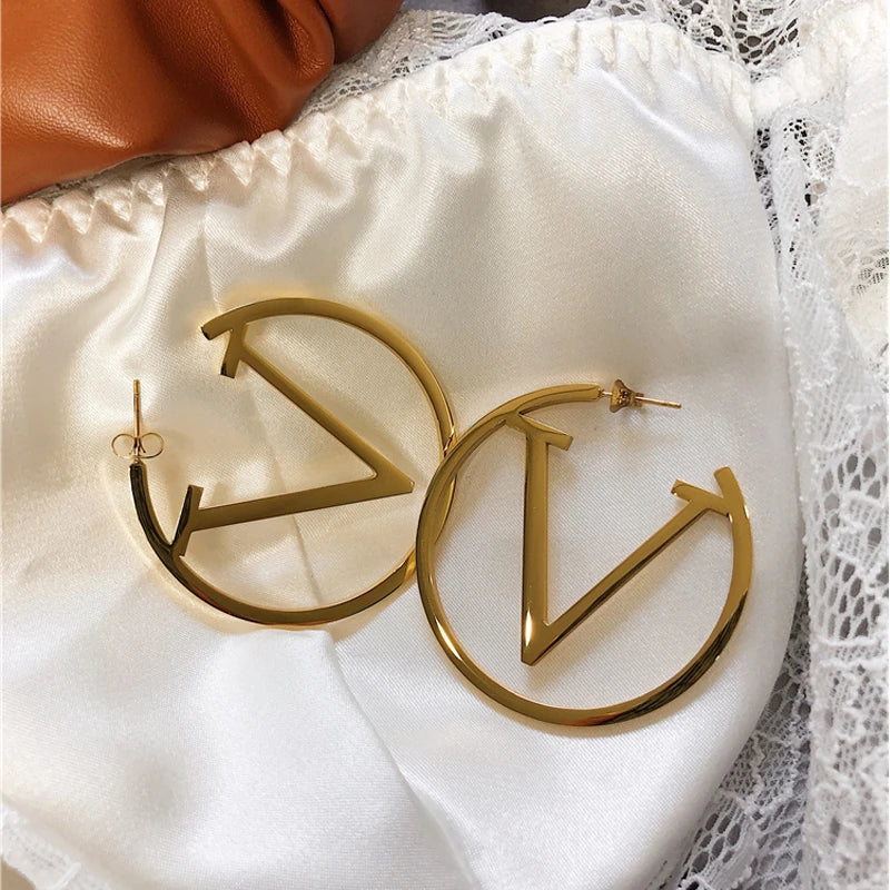 Punk V Earrings In Gold