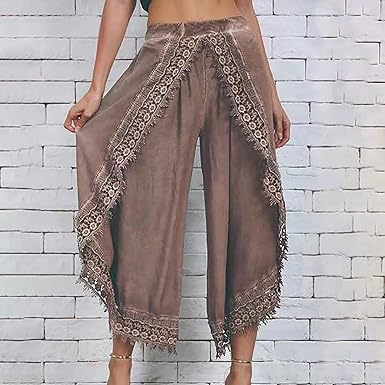 CD | Pantaloni largi la modă