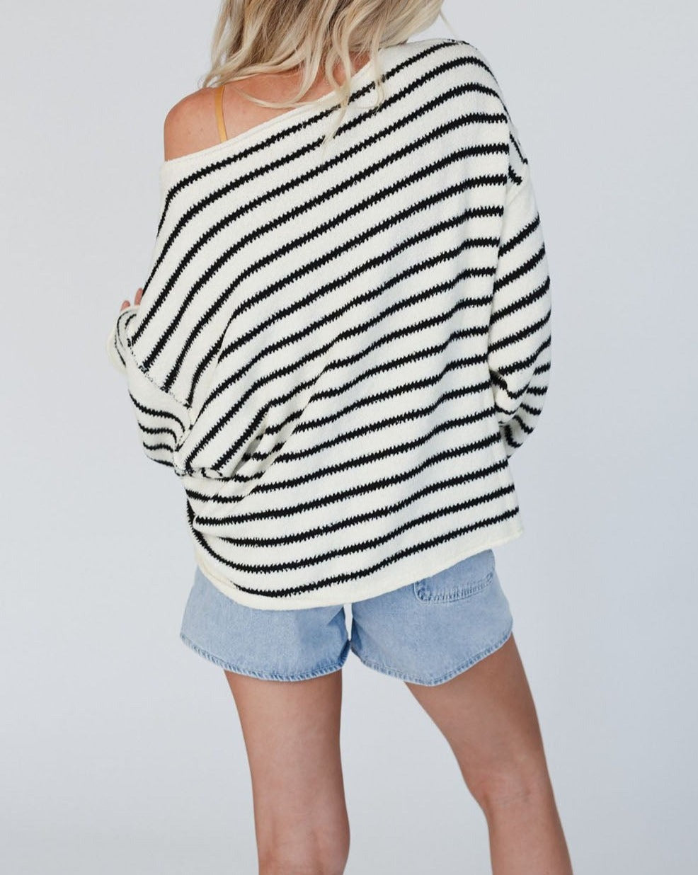 CD | Pulover casual și confortabil