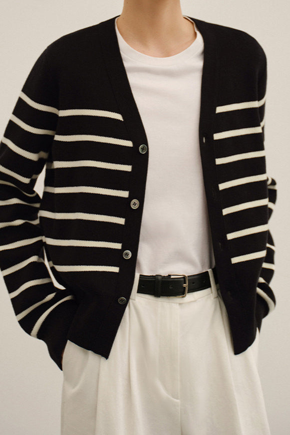 Elegantly Designed Cardigan