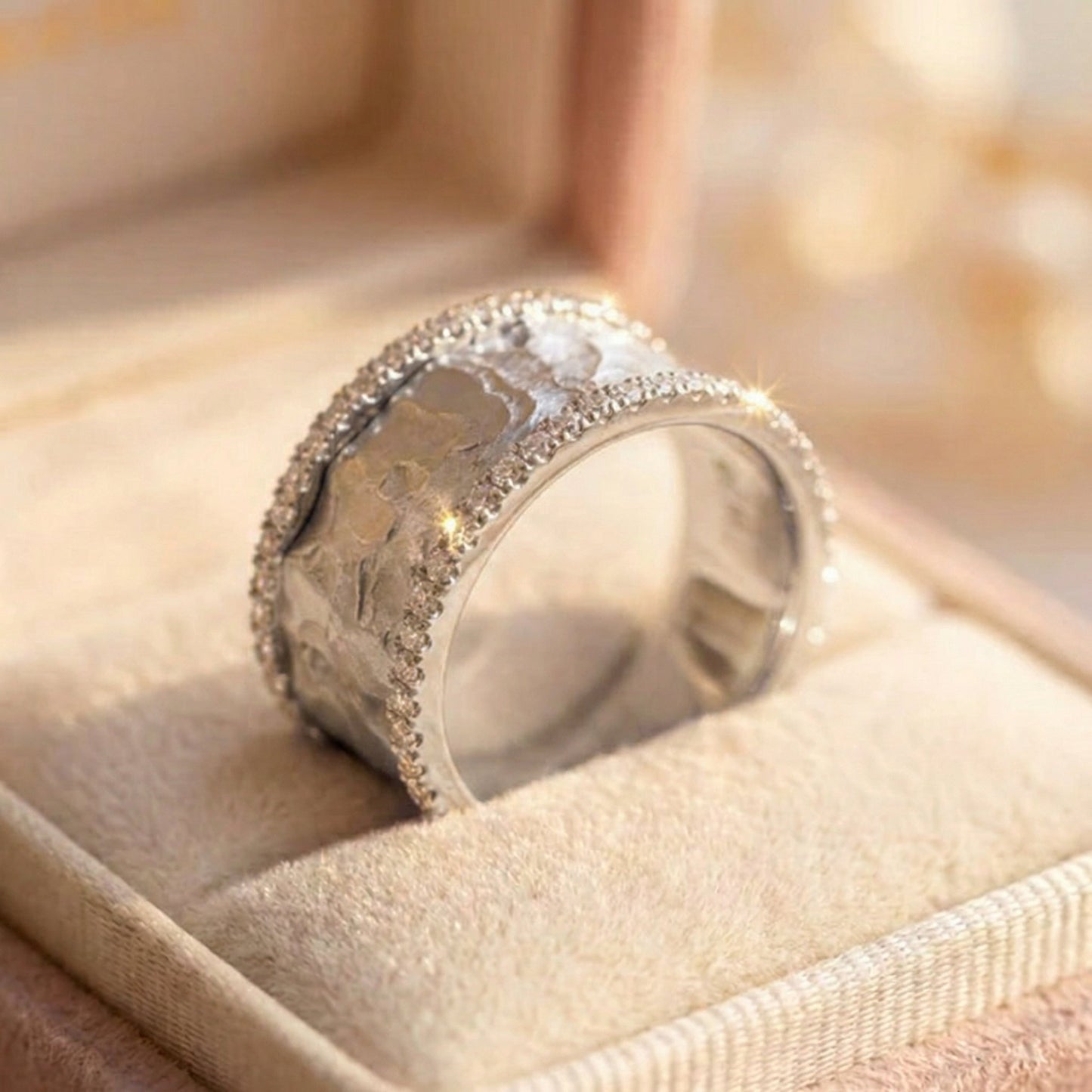 Vintage Silvered Zirconia Ring