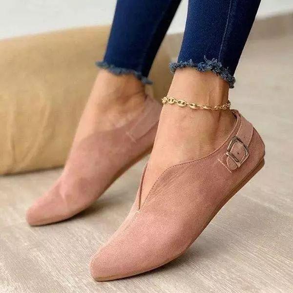 CD | Pantofi eleganți din piele de căprioară cu detaliu elegant cu cataramă