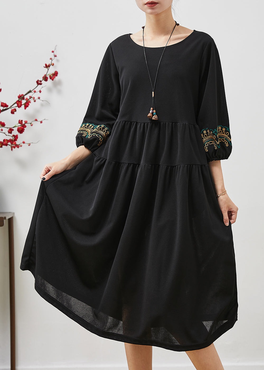 Black Embroidered Oversized Robe Dresses Bracelet Sleeve