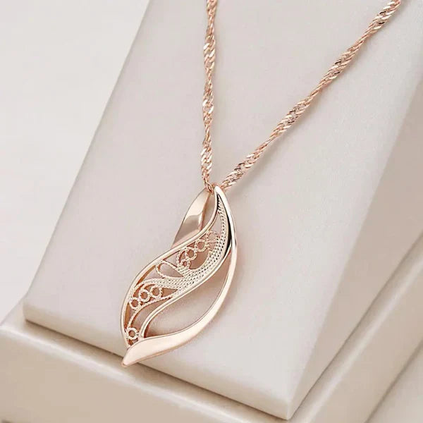 1+1 Offer: Earrings With Dark Blue Crystal in Gold + Harmonious Necklace in Gold