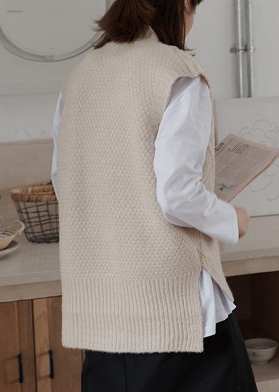 Chunky Sleeveless Beige Knitwear V Neck Knit Blouse