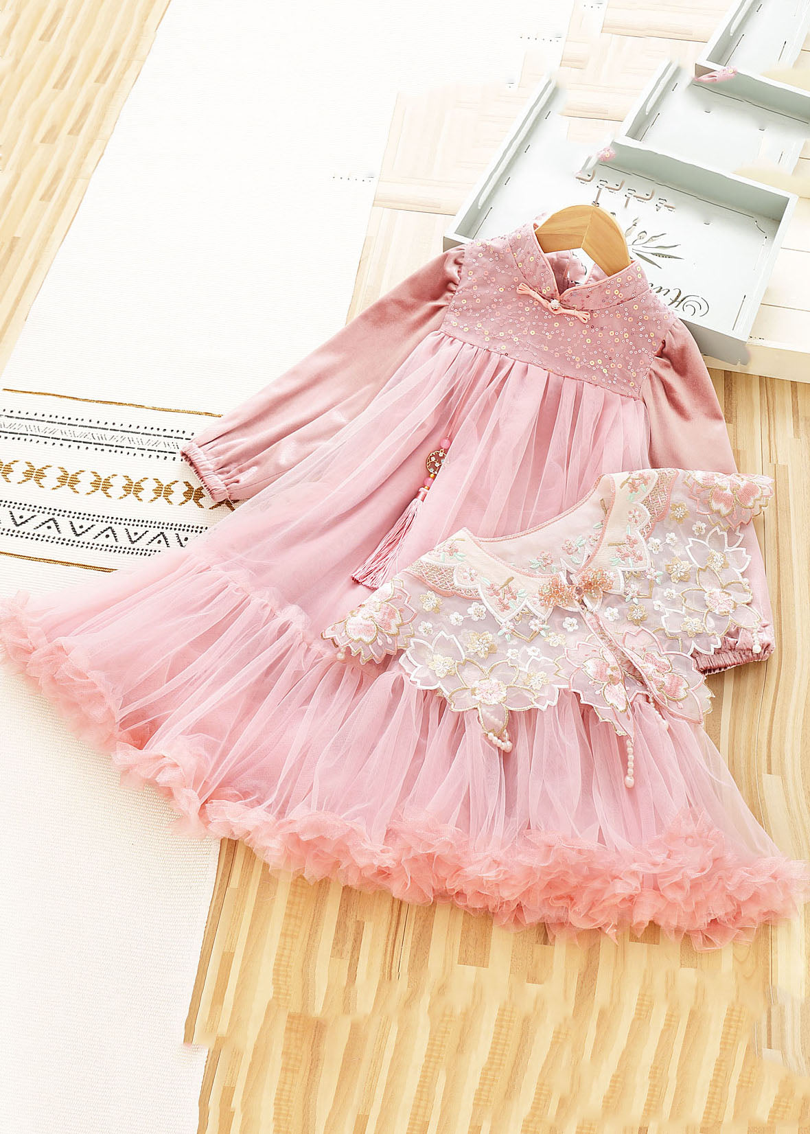 Pink Stand Collar Sequins Patchwork Tulle Shawl and Dress Two Pieces Set Long Sleeve