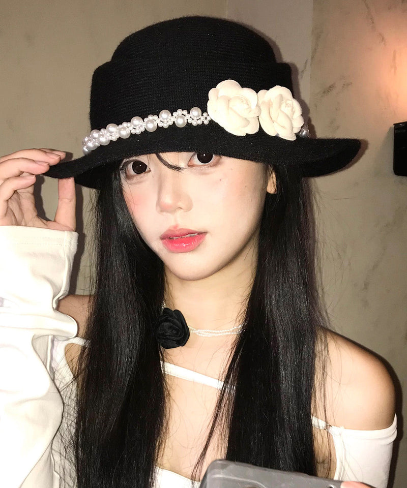Black Pearl Knit Cloche Hat