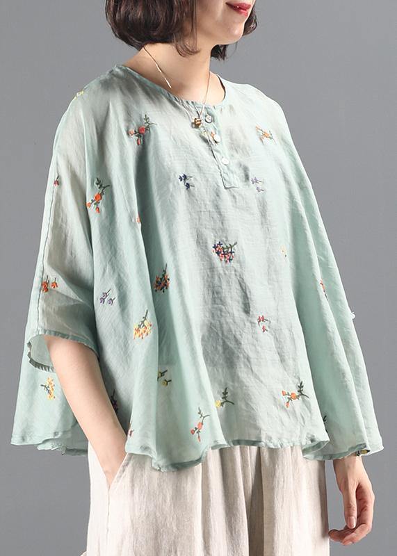 Green Embroidery Tunic Pattern O Neck Batwing Sleeve Knee Blouses