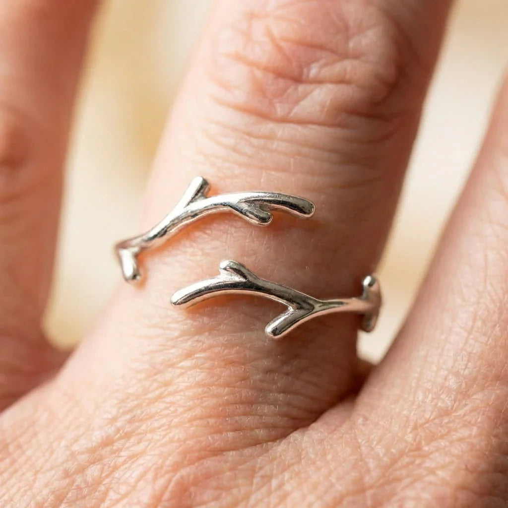 Elegant Antler Branch Ring