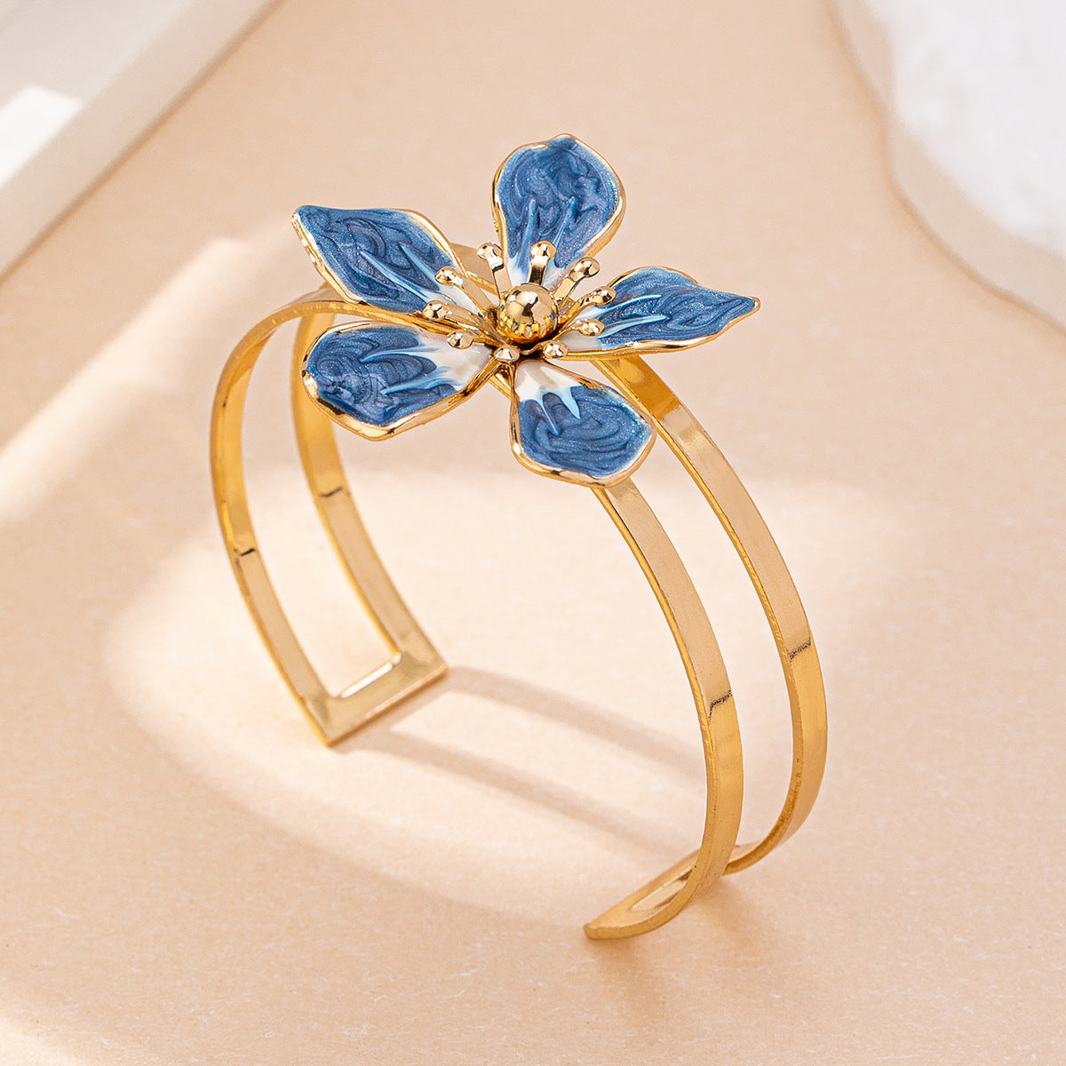 Elegant Blue Flower Bracelet