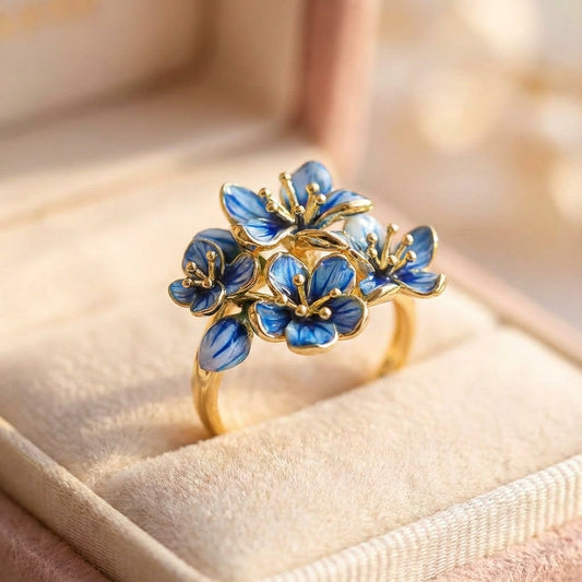 Elegant Blue Flower Ring