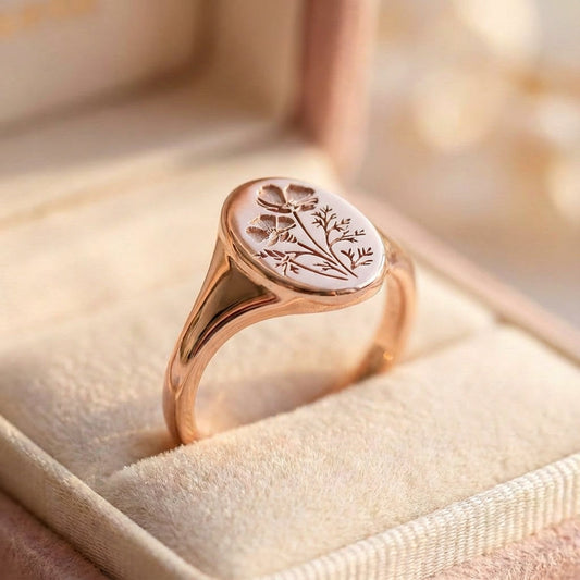 Elegant Botanical Oval Ring