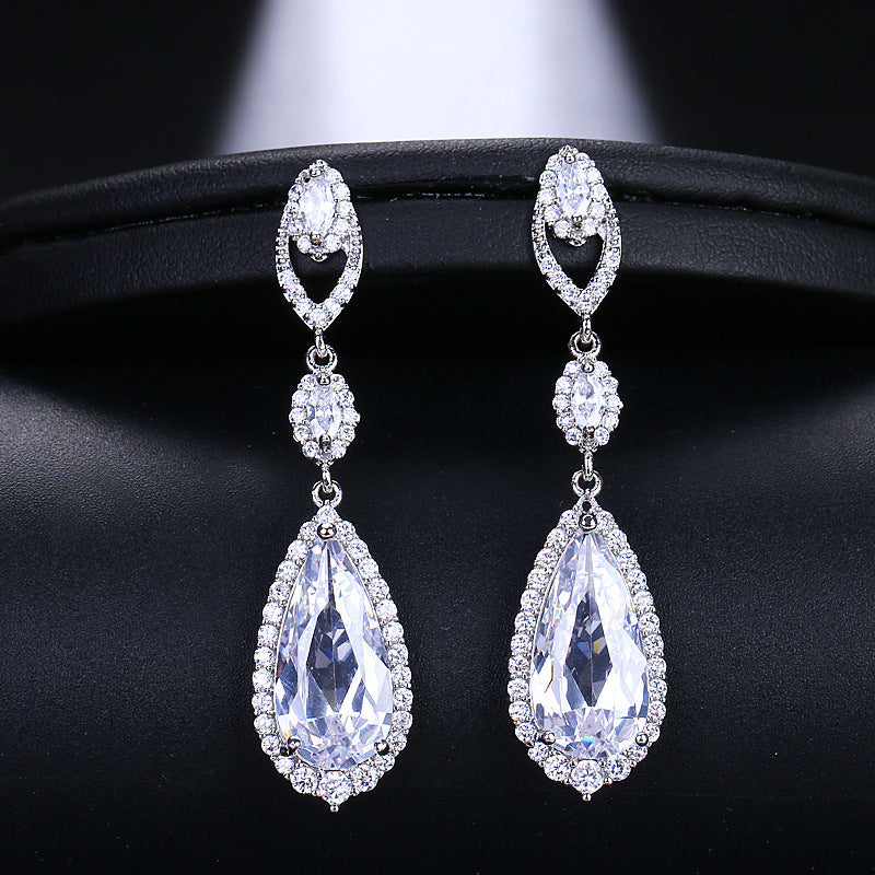 Elegant Crystal Drop Earrings