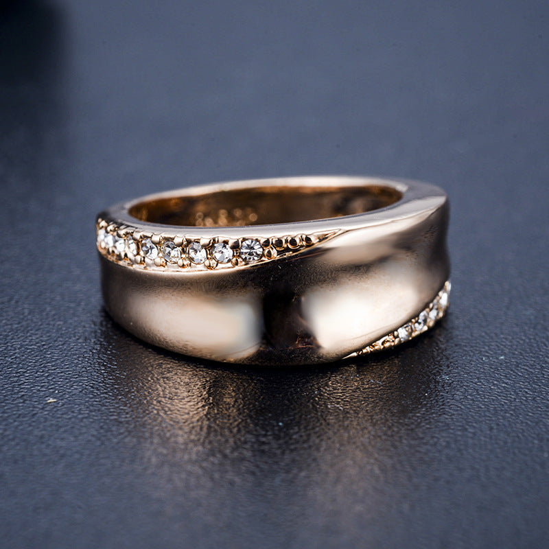 Elegant Crystal Ring