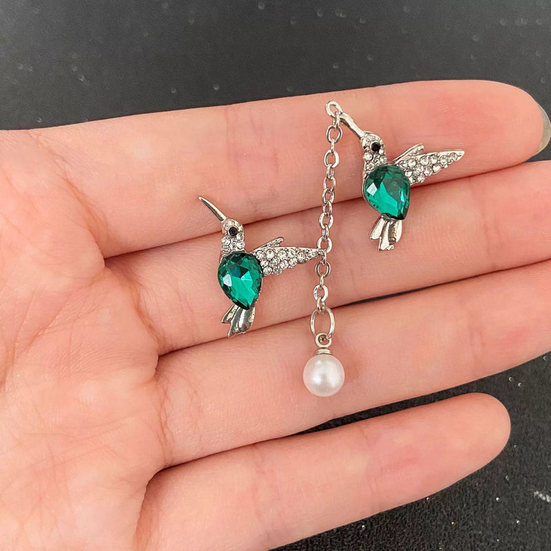Elegant Emerald Hummingbird Earrings