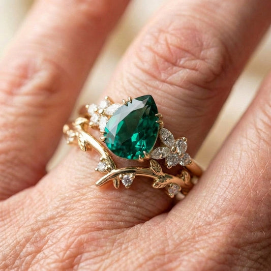 Emerald Leaf Ring