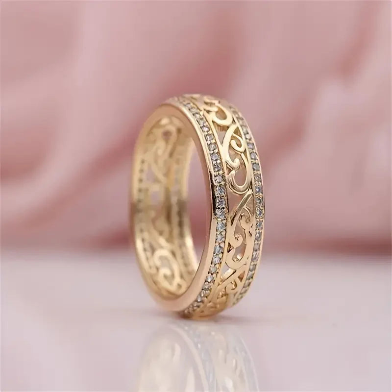 Elegant Filigree Ring