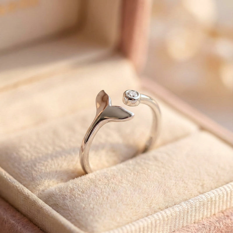 Elegant Fish Tail Ring