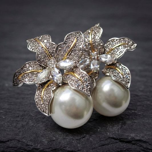 Elegant Flower Pearl Earrings