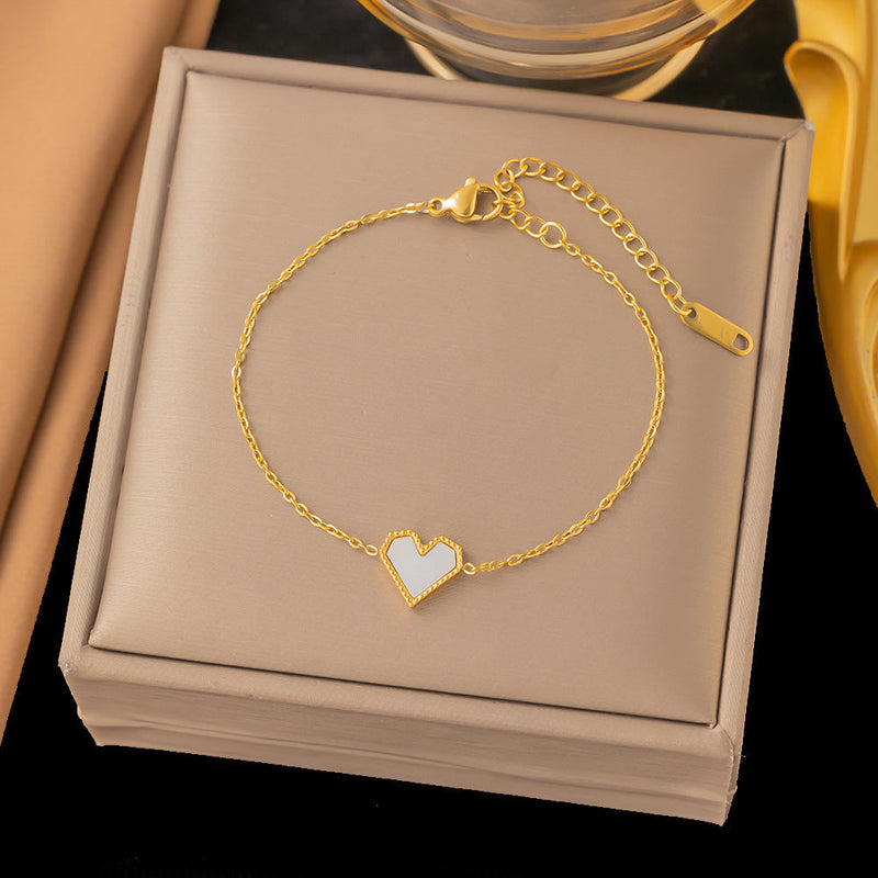 Elegant Gold Heart Bracelet