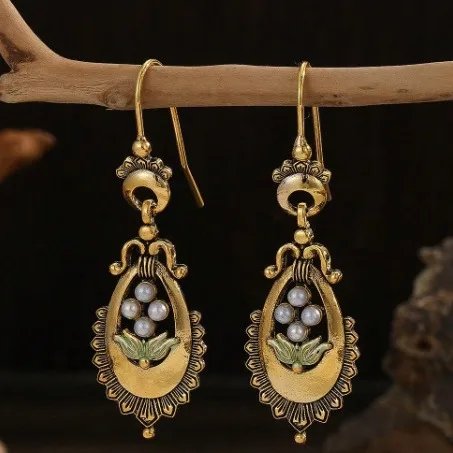 Elegant Gold Pearl Earrings