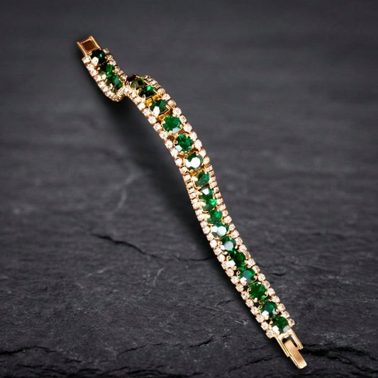 Elegant Green Bracelet