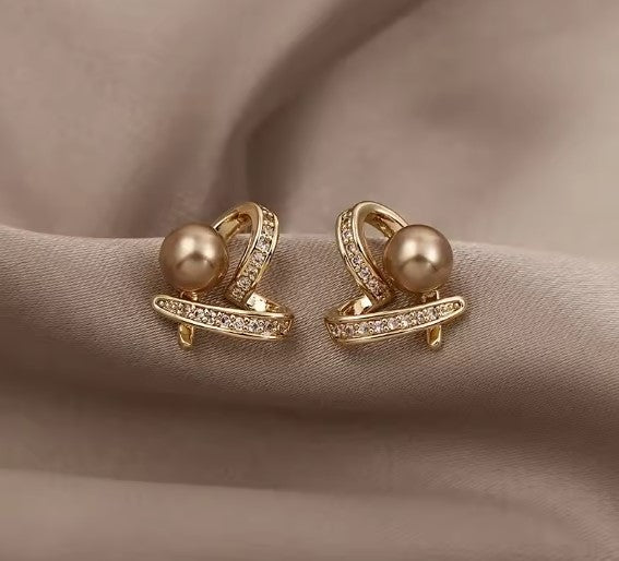 Elegant Heart Champagne Pearl