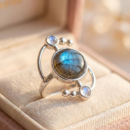 Elegant Labradorite Three Stone Ring