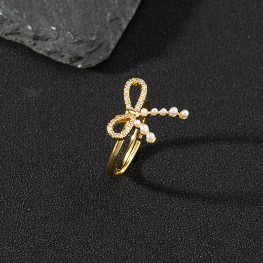 Elegant Pearl Bow Ring