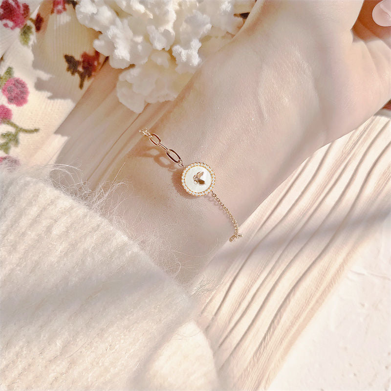 Elegant Pearl Bracelet