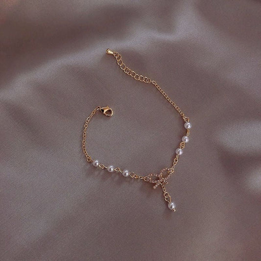 Elegant Pearl Crystal Bow