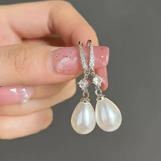Elegant Pearl Drop