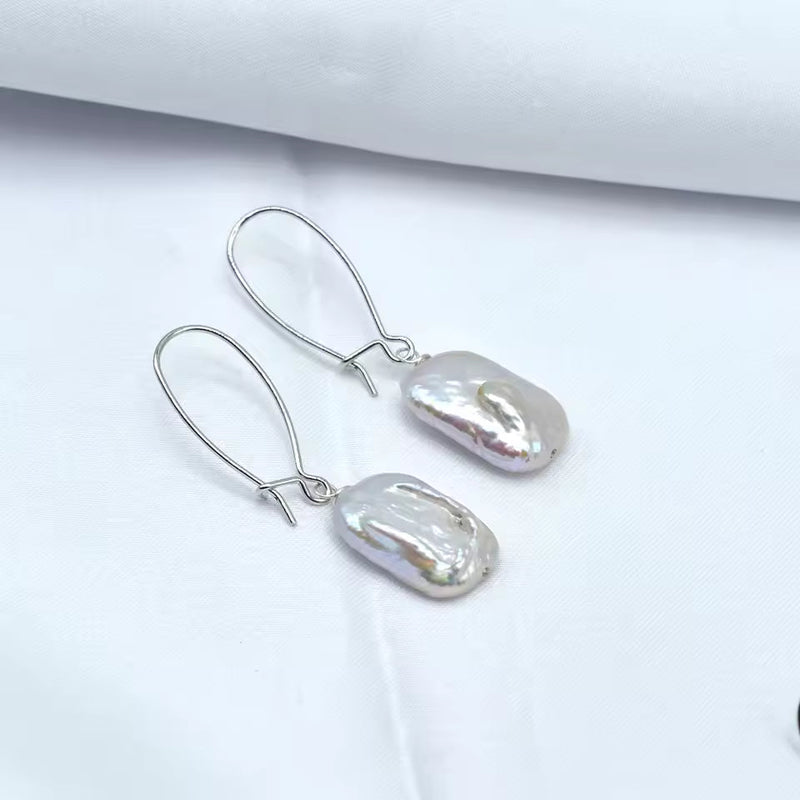Elegant Pearl Drop