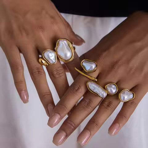 Elegant Pearl Gold Ring