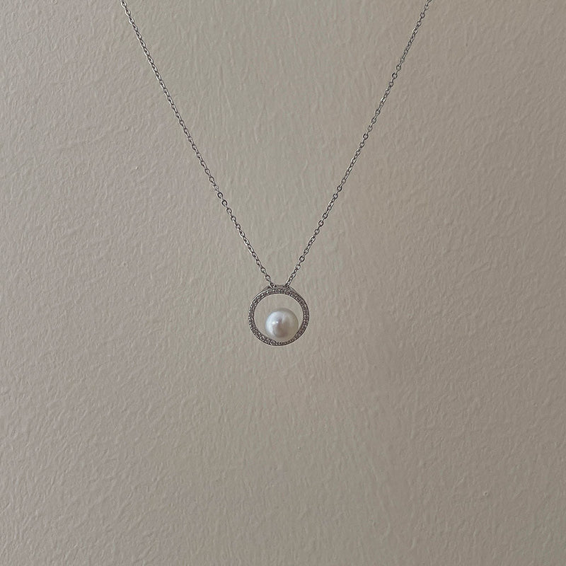 Elegant Pearl Necklace