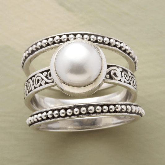 Elegant Pearl Ring
