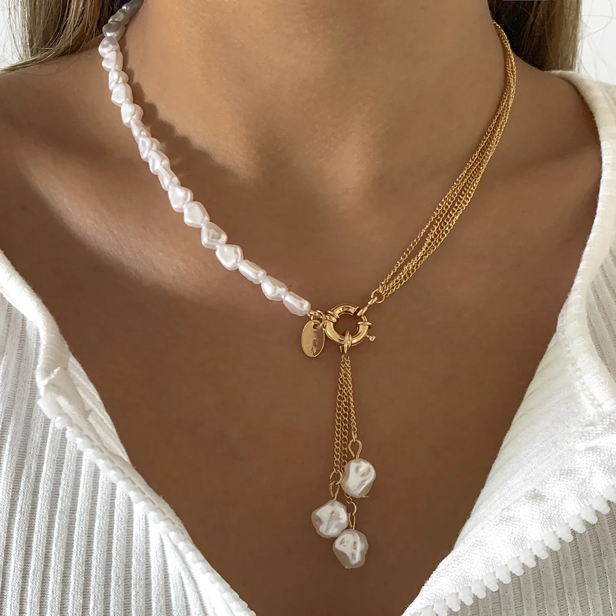 Elegant Pendant Pearl