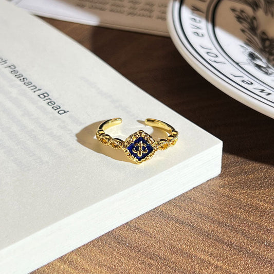 Elegant Sapphire Gold Ring