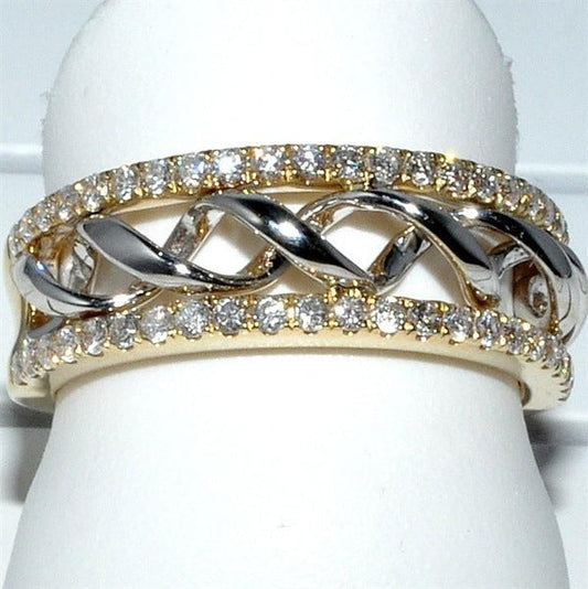 Elegant Twisted Diamond Ring