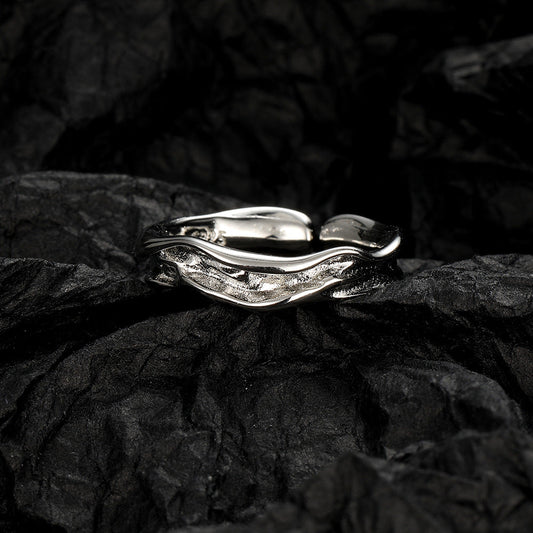 Elegant Wave Ring