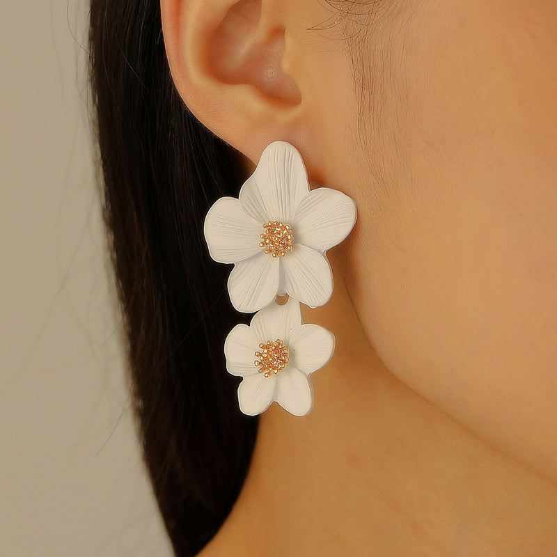 Elegant White Flower Earrings