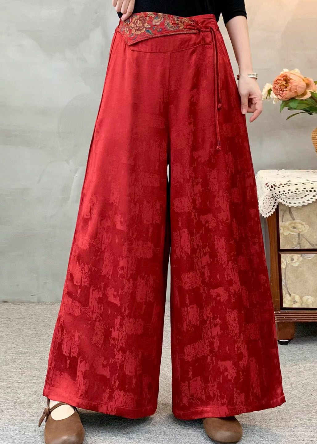 Style Red Embroidered Jacquard Silk Pants Spring