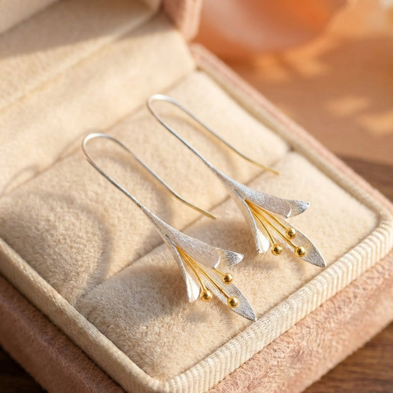 Vintage Flower Dangle Earrings