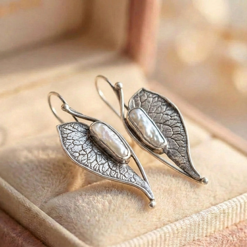Elegant Leaf Pearl Earrings