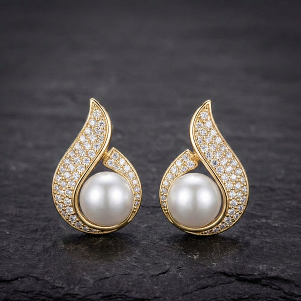 Bright Pearl Zirconia Earrings