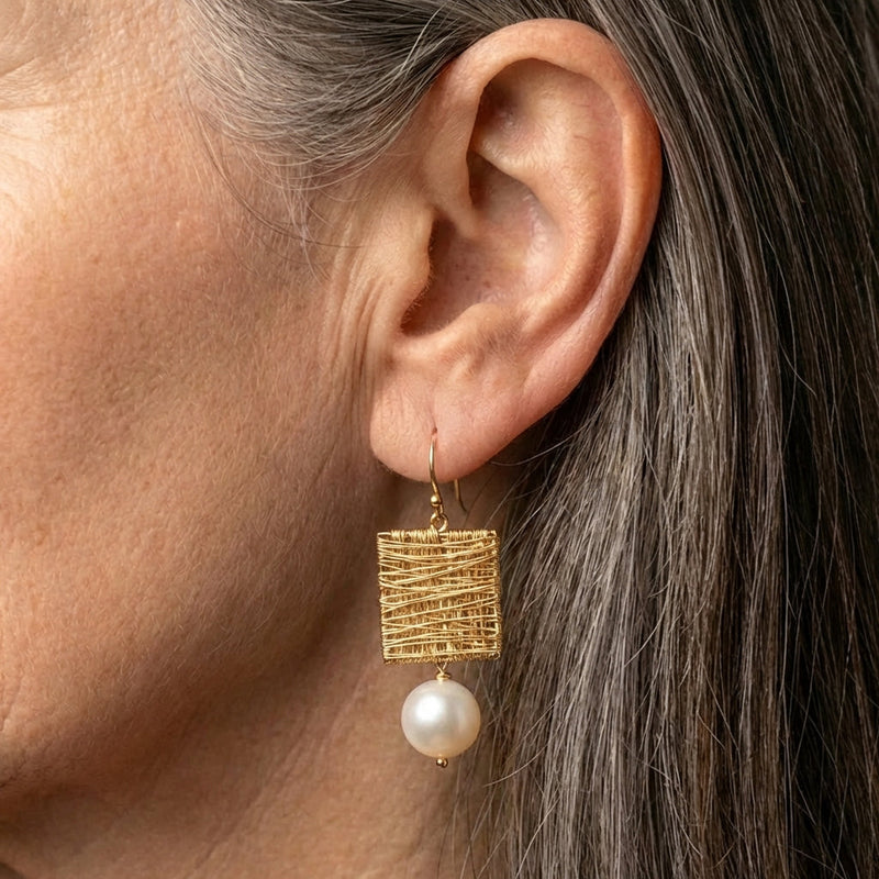 Vintage Golden Threads With Pearls Earrings