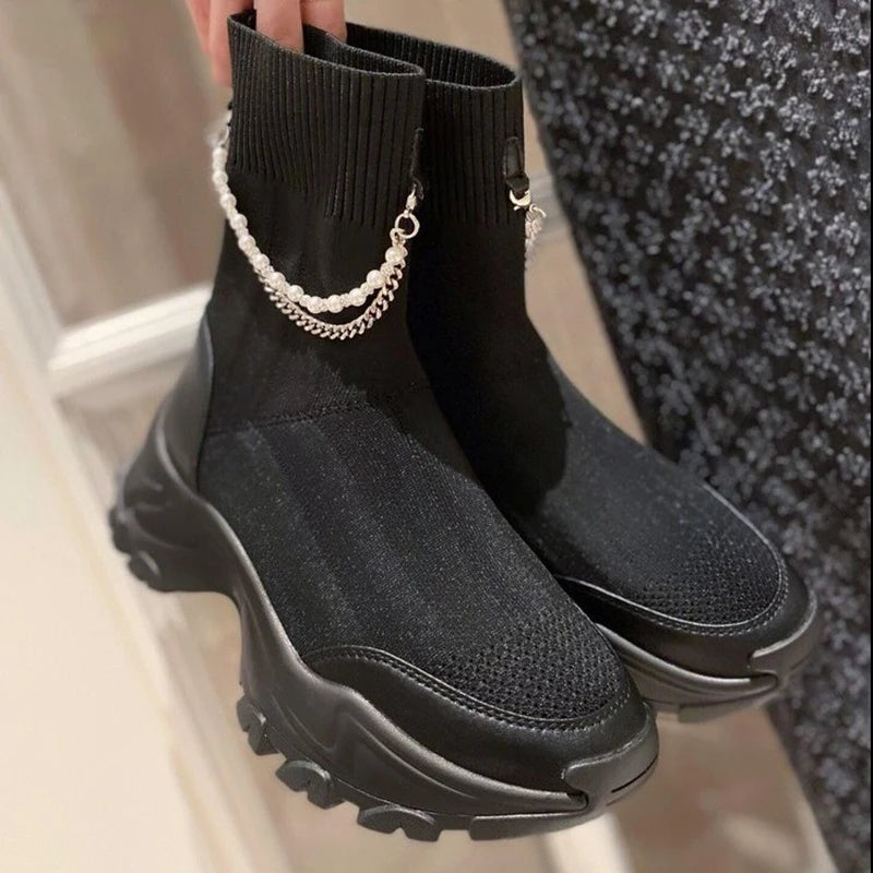 Ortopedice Adidași la modă și de susținere