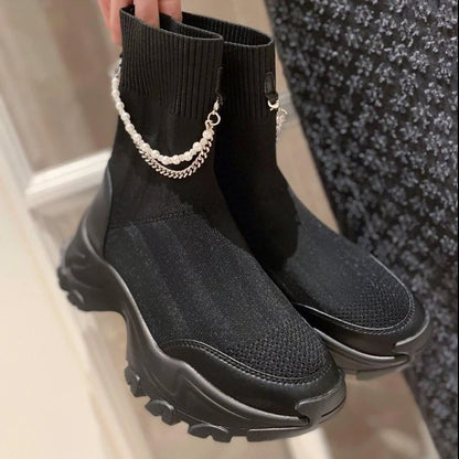 Ortopedice Adidași la modă și de susținere