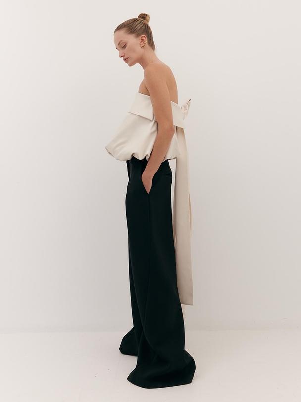 Timeless Vintage Style Top